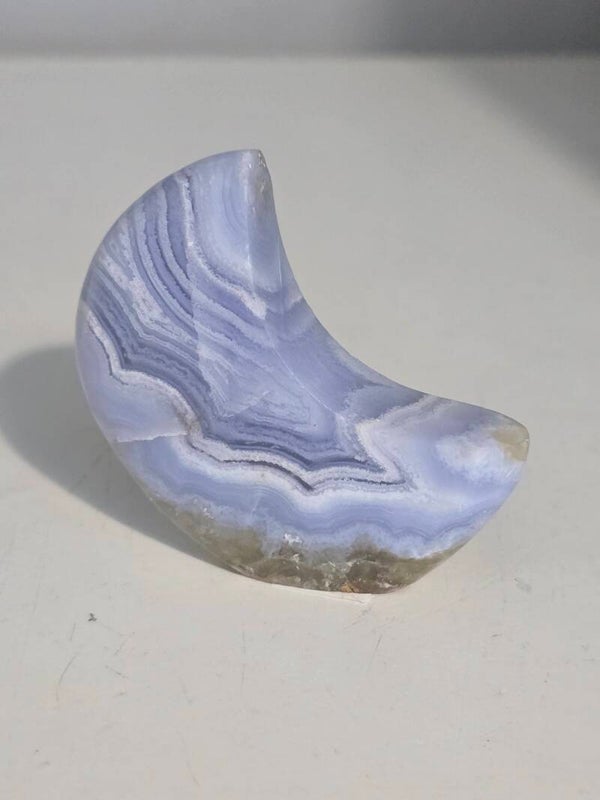 Blue Lace Freestanding Moon D09