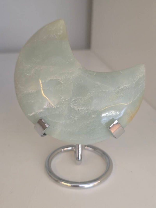 Carrabian Calcite Moon R461
