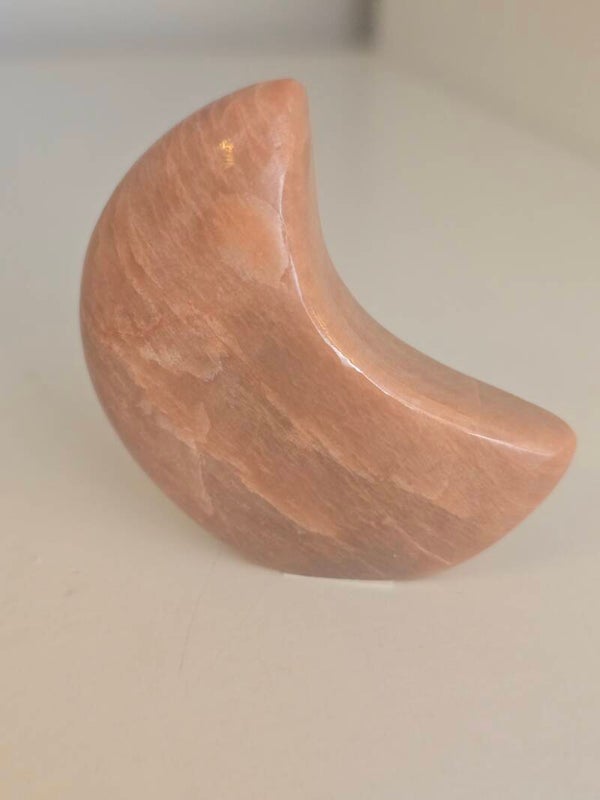 Peach Moonstone  Freestanding Moon D14