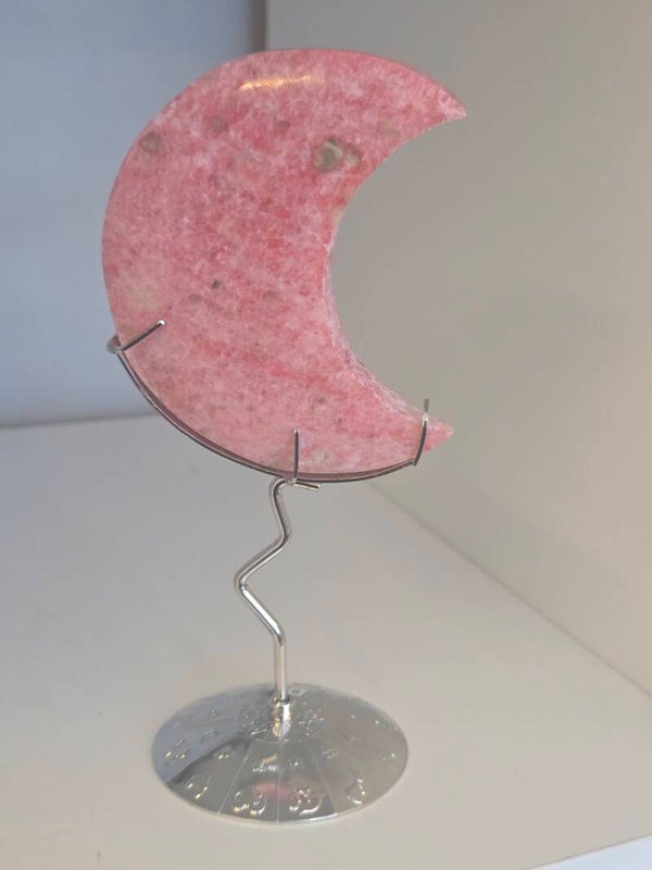 Thulite Moon on Stand Z587
