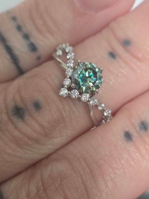 Moissanite Adjustable Ring D120