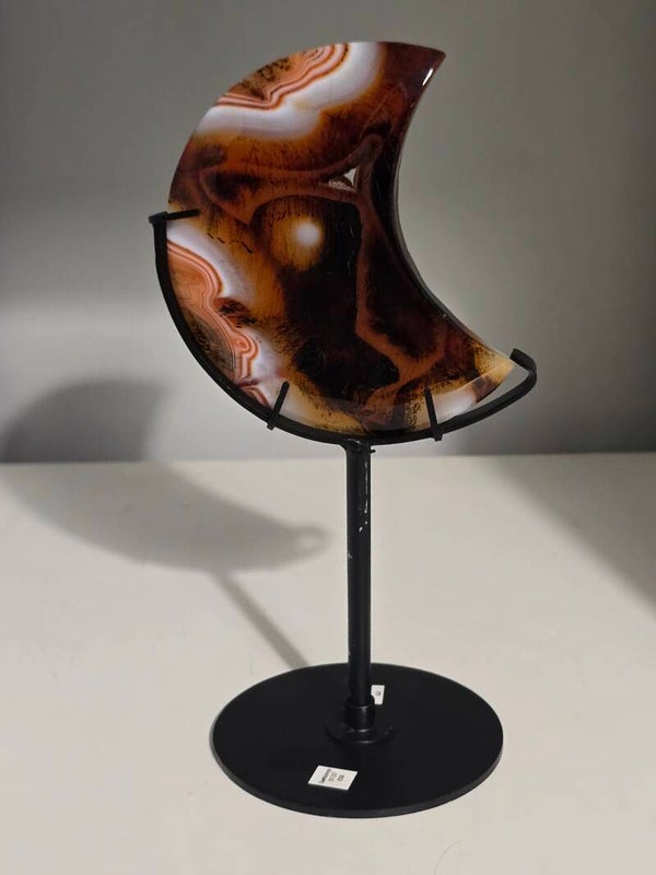 Sardonyx Moon In Stand D157