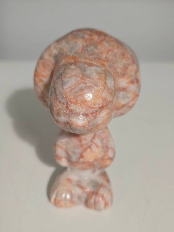 Red Vein Jasper Snoopy Carving Z670