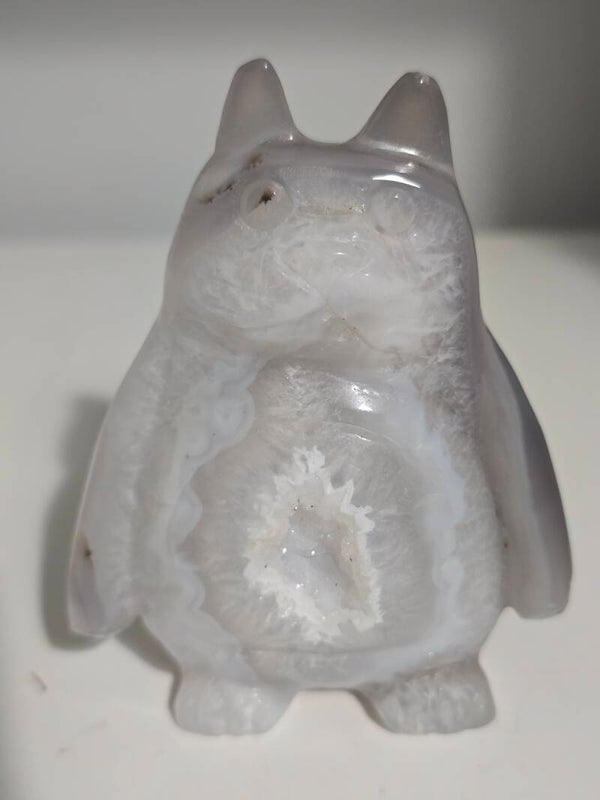 Agate Druzy Totoro Carving Z636