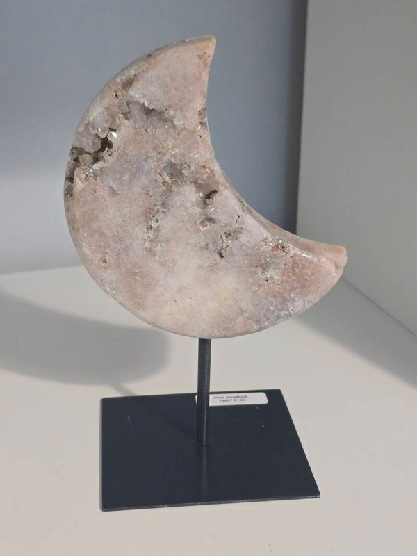 Pink Amethyst Moon on stand 0.84kg LW27