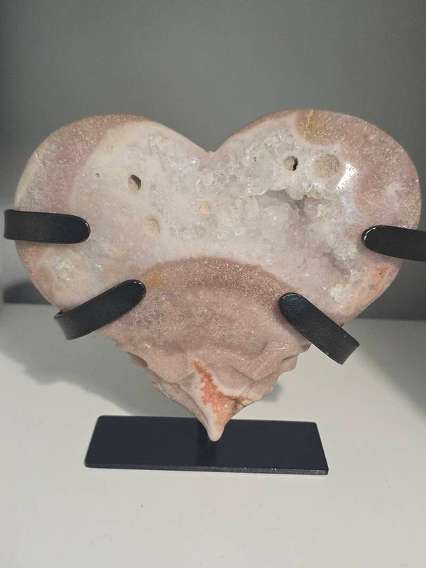 Pink Amethyst Skull Heart Z467