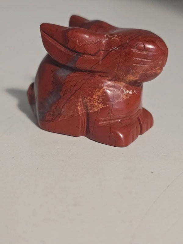 Red Jasper Bunny Carving Z806