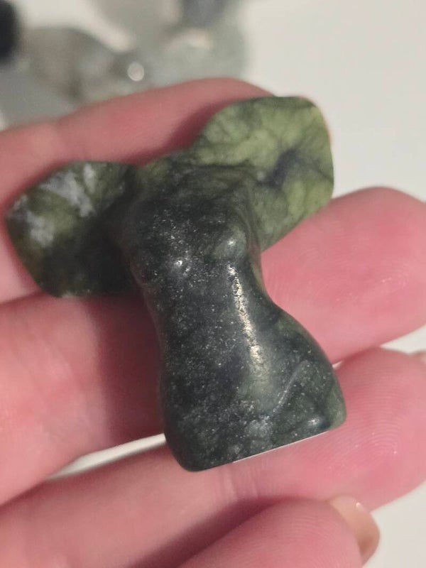 Green Jade Mini Winged Goddess Carving R523E