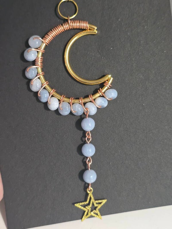 Blue Calcite Reduces Stress and Anxiety