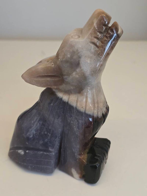 Ocean Jasper Wolf Carving Z554