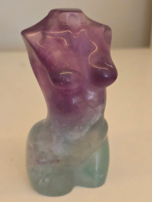 Fluorite Goddess Figure Z680