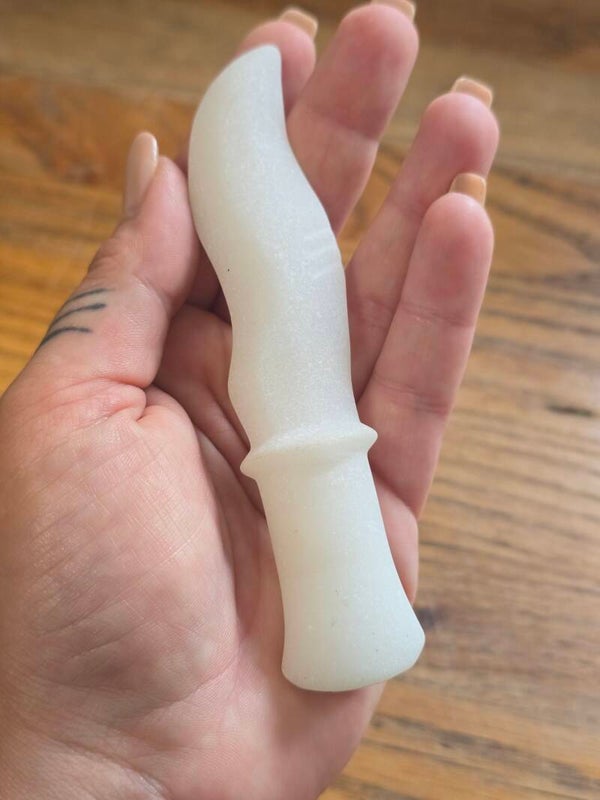 White Jade Knife S217