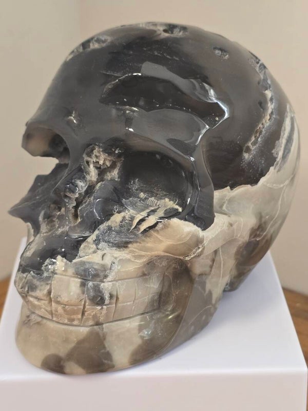 Volcano Agate Skull Carving I27