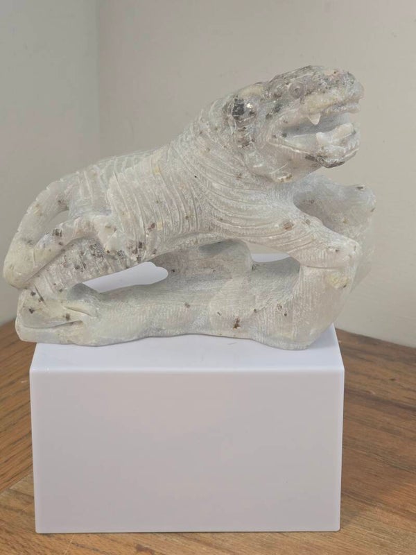 White Jade & Mica Tiger Carving Z857
