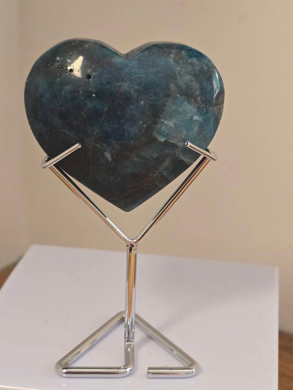 Blue Apetite Heart in Stand R509