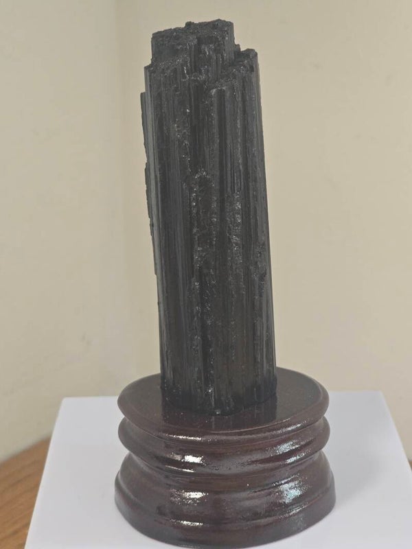Tourmaline in Stand Z794