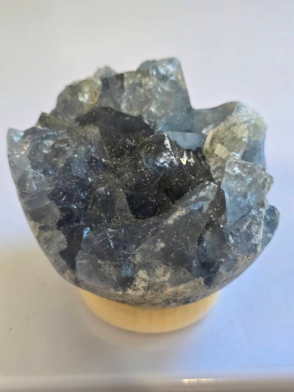 Celestite Half Sphere Z9