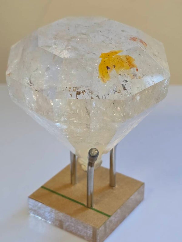 Clear Quartz Diamond on Stand I12