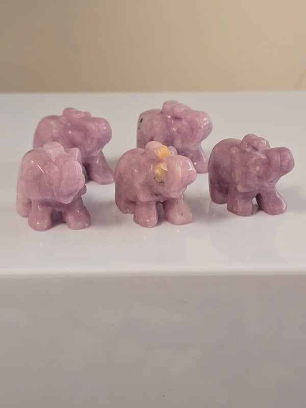 Kunzite Elephant Z85