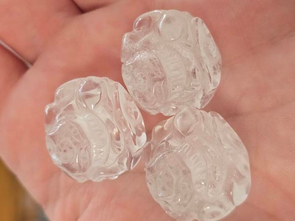 Clear Quartz Nine Tails Carvings Z72