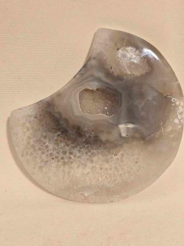 Agate Druzy Moon R229