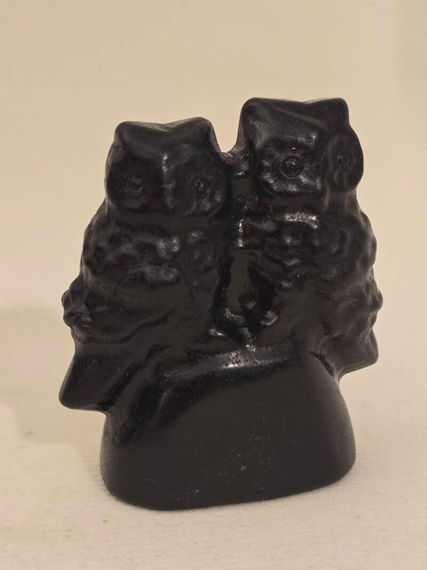 Black Obsidian Owls Carving S128