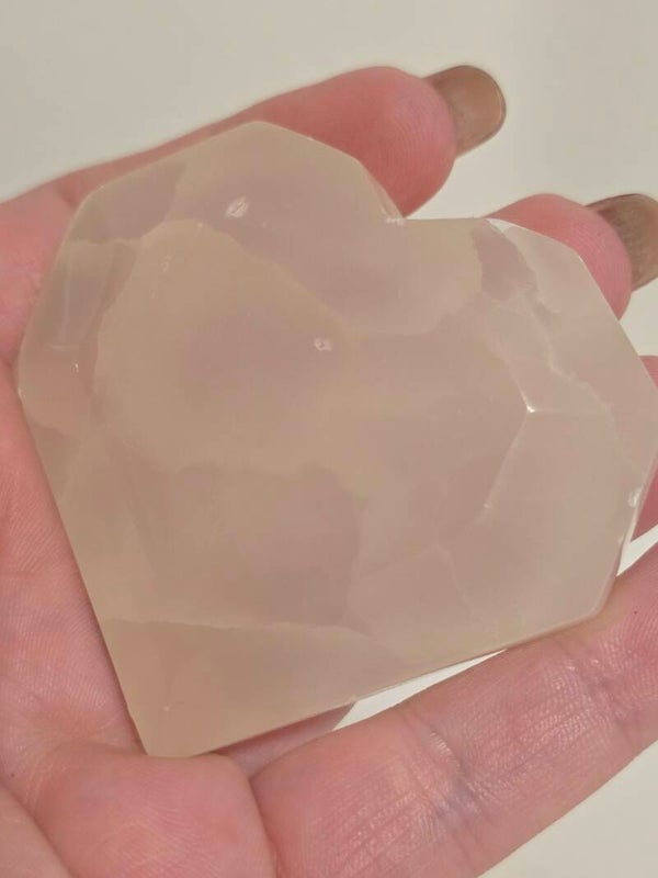 Silky Calcite Heart F91B