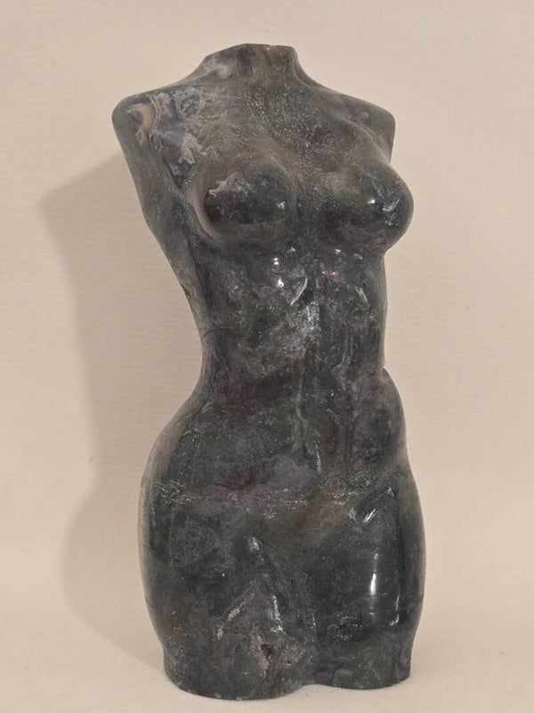Moss Large Goddess Z553