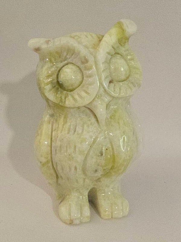 Yellow Jade Owl R418