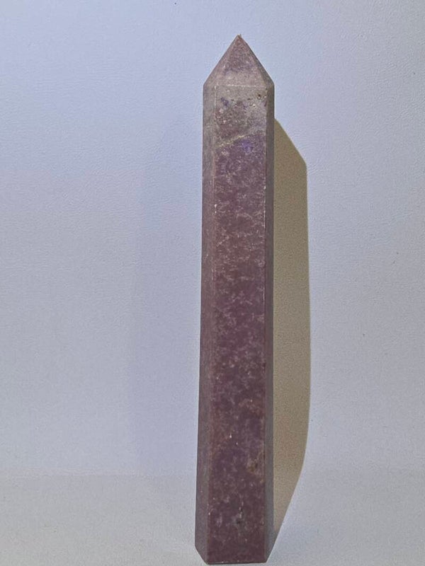 Phosphosiderite Tower Z517
