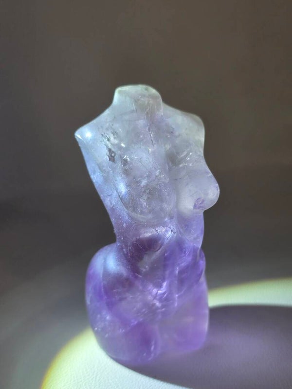 Amethyst Goddess S46