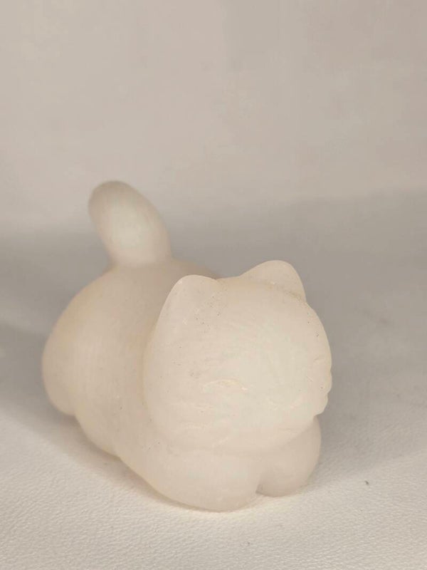 White Jade Cat Z246