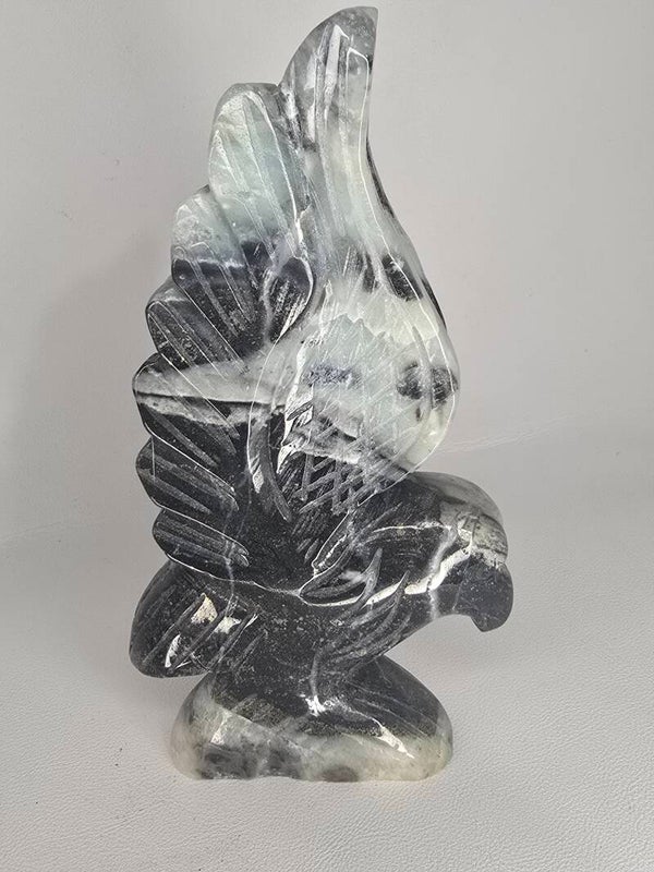 Carrabian Calcite Eagle Z902