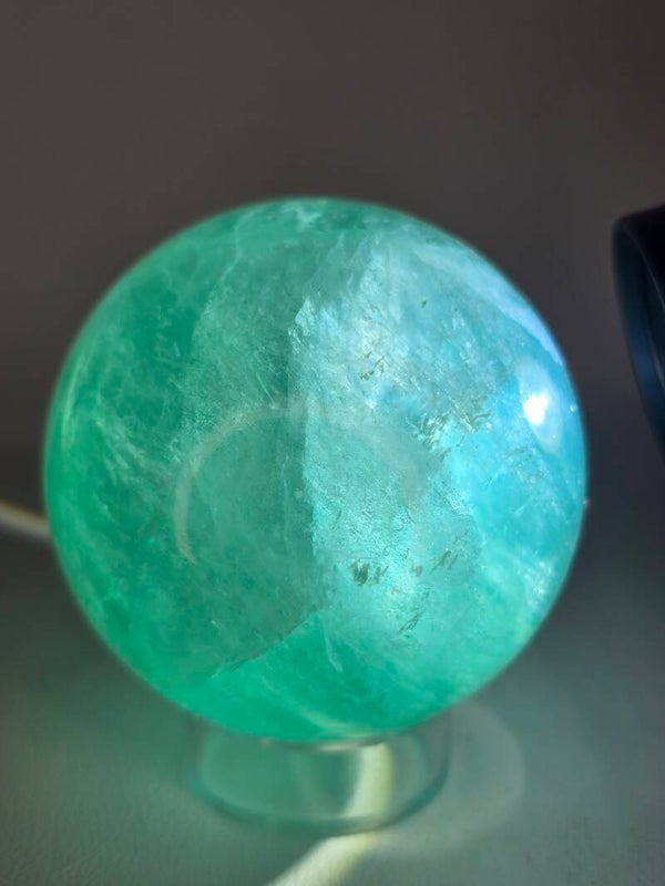 Fluorite Sphere 352g Z980