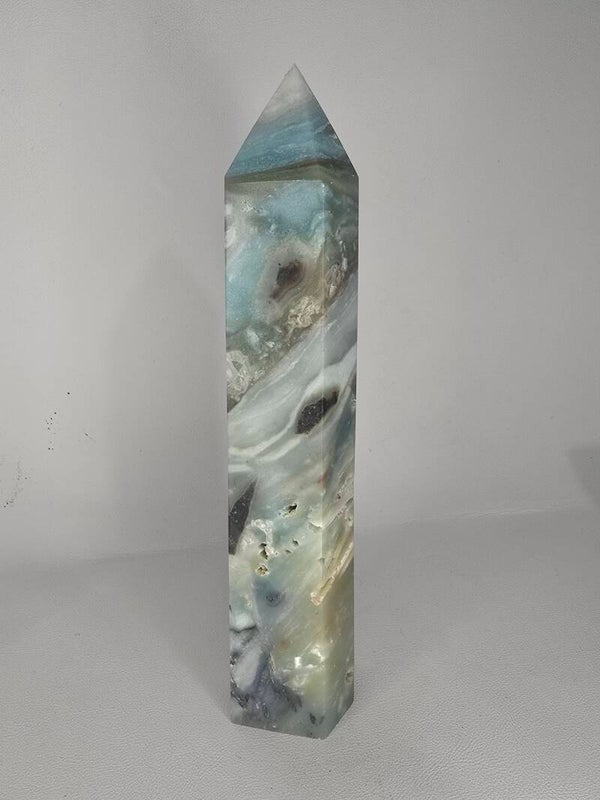 Carrabian Calcite Tower 488g Z206