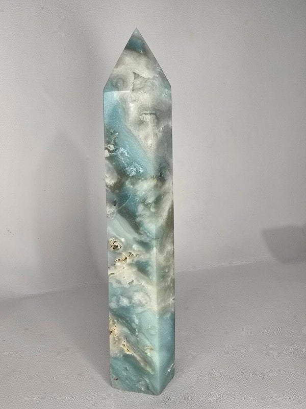 Carrabian Calcite Tower 455g Z207