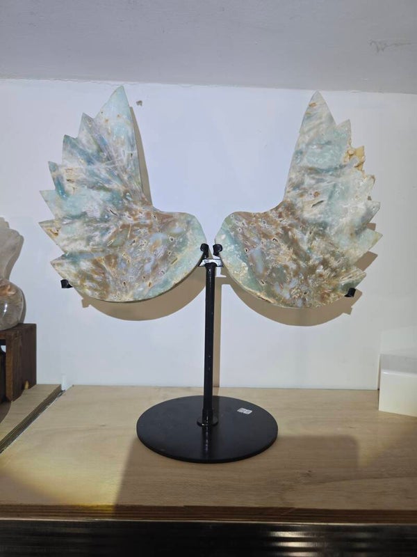 Carrabian Calcite Large Statement Wings Z281