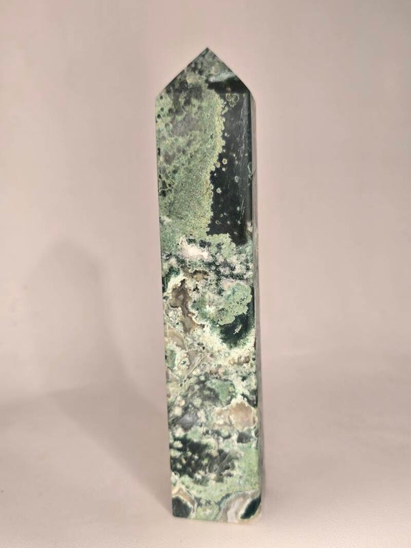 Moss UV Reactive Tower 558g I32