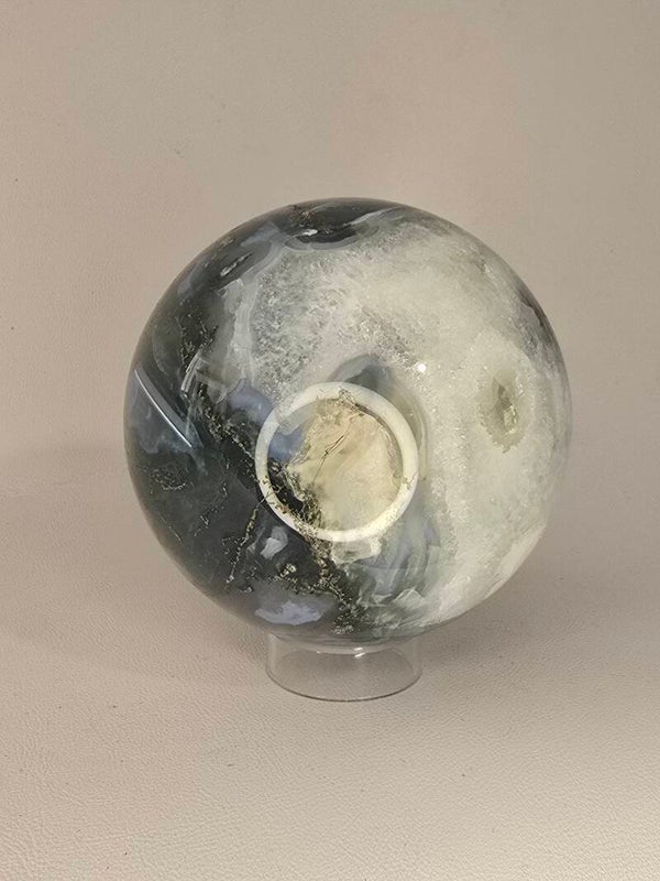 Moss Sphere 884g R448