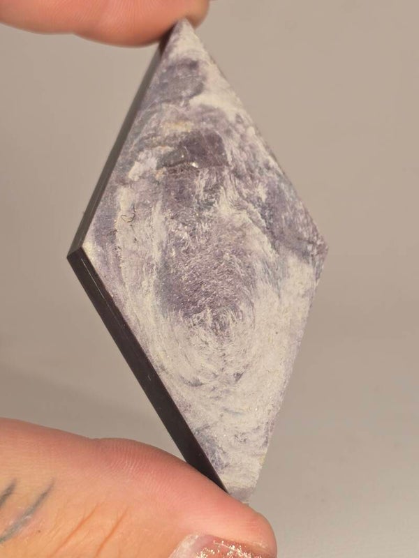Purple Mica Diamond R257C