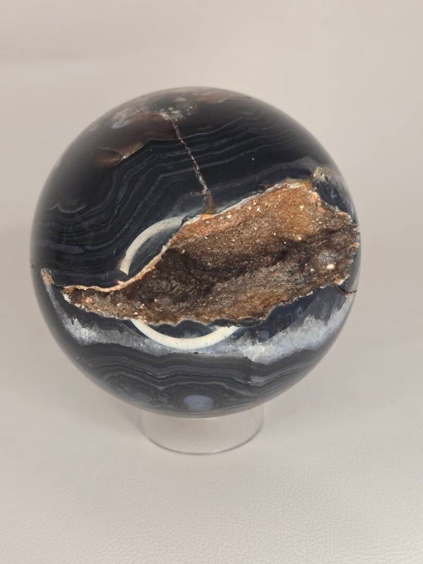 Black Flower Agate Sphere 547g Z513