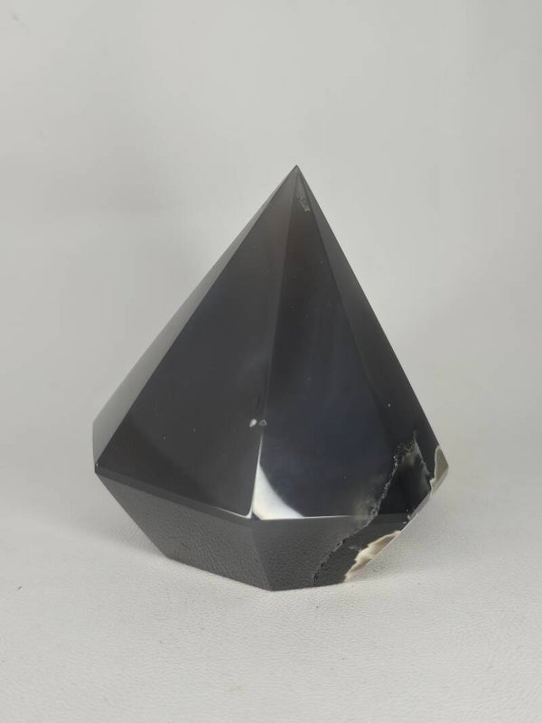 Volcano Agate Diamond D150 389g