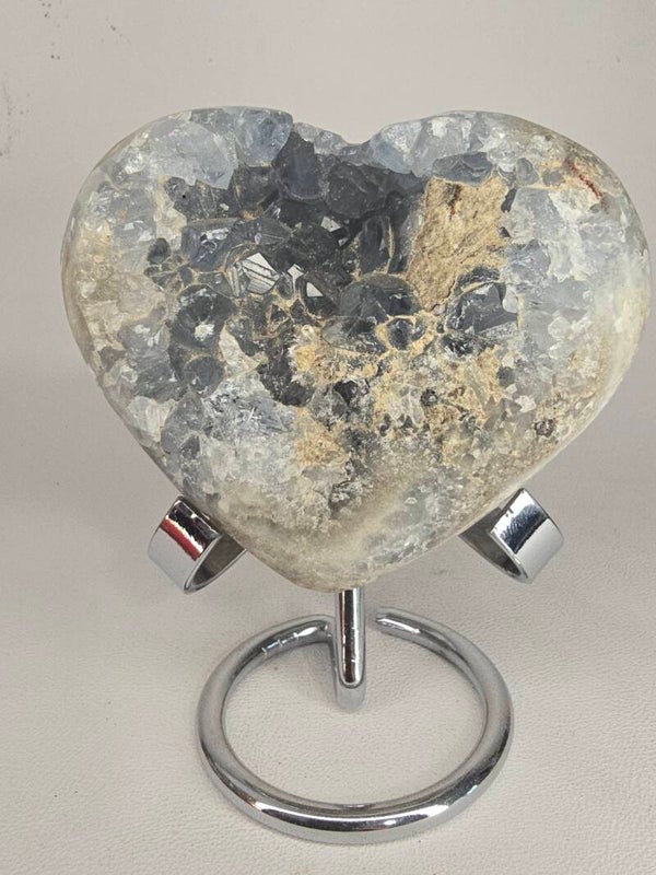 Celestite Heart 434g Z675