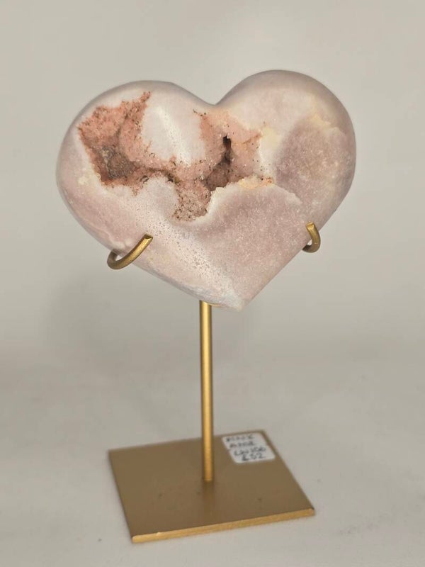 Pink Amethyst Heart on Custom Stand LW106