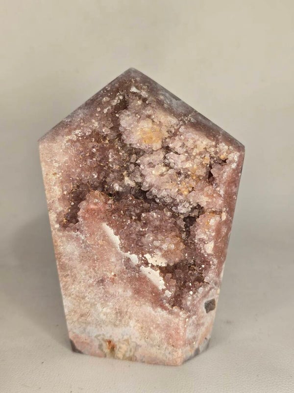 Pink Amethyst Tower 549g Z81