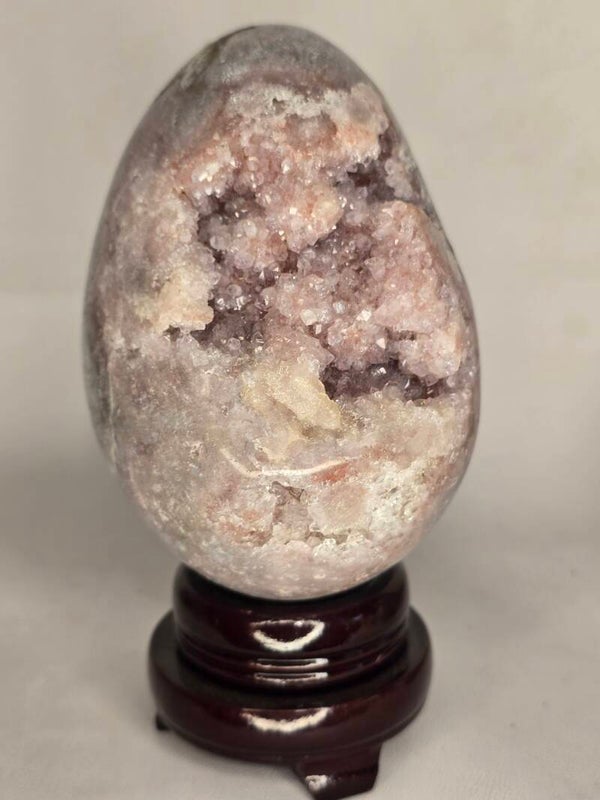 Pink Amethyst Egg 903g Z912
