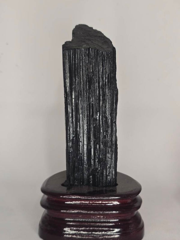 Tourmaline Raw Tower in Stand Z795