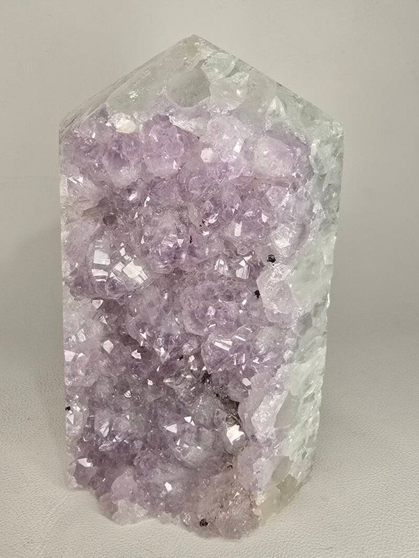Amethyst Tower LW135 577g