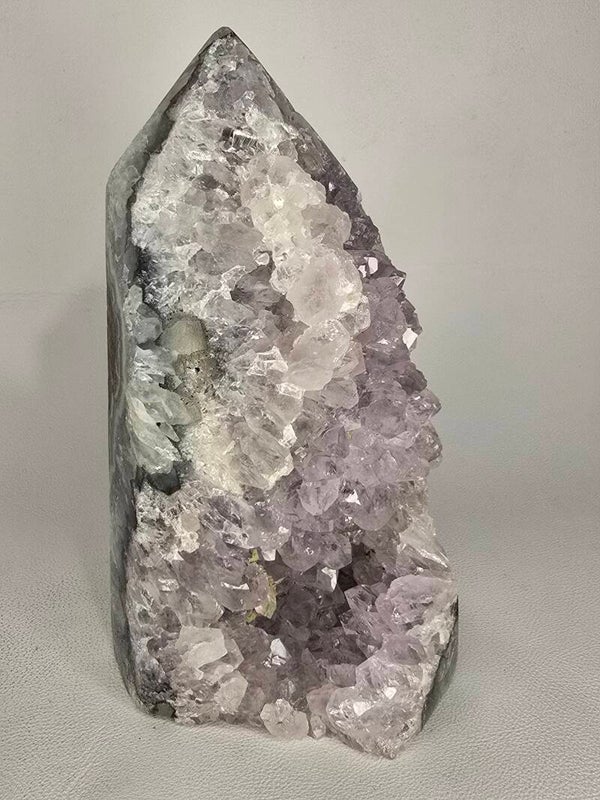 Amethyst Tower LW141 565g