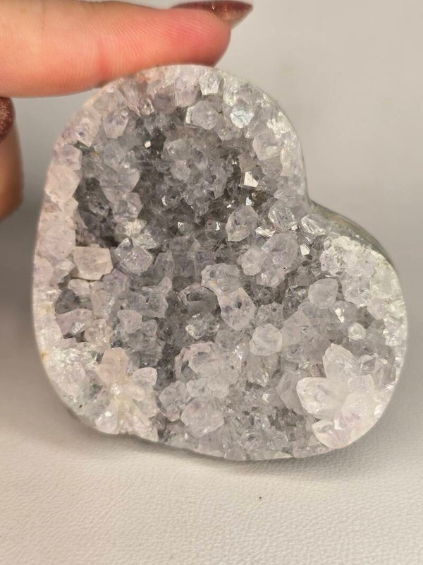 Amethyst Light Pink Heart 150g H44